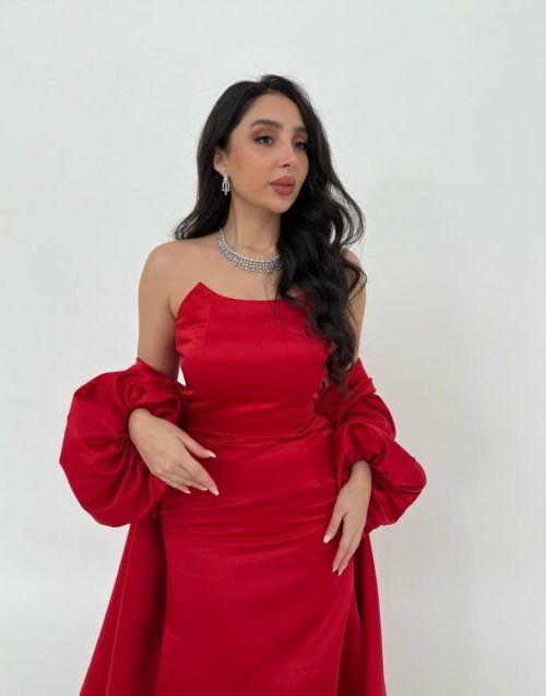 𝐹𝑙𝑜𝑟𝑎 𝐷𝑟𝑒𝑠𝑠 𝑆𝑒𝑡