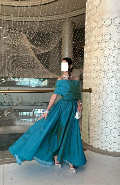 𝑂𝑛𝑒 𝑜𝑓 𝑎 𝑘𝑖𝑛𝑑