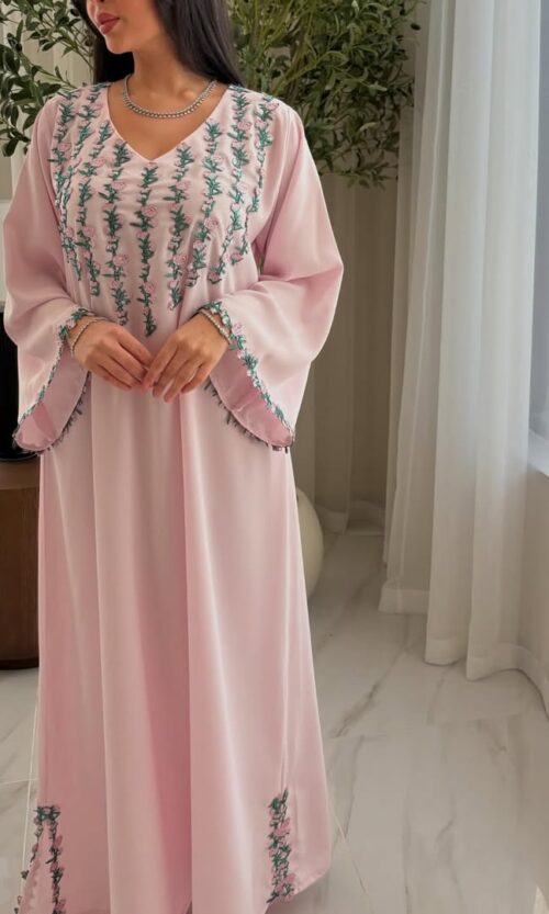 Nora \\ Suites Small and Medium